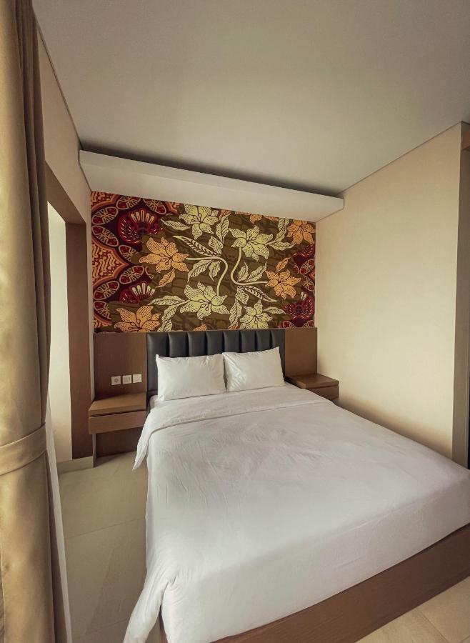 Aj Boutique Hotel 요그야카르타 외부 사진